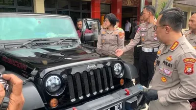Dagelan! Rafael Tak Punya Rubicon Disorot Dede Budhyarto, Netizen: Ada Apa dengan KPK Tentang Rubicon? elektronik.