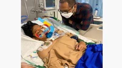 Jonathan Latumahina bersama anaknya David