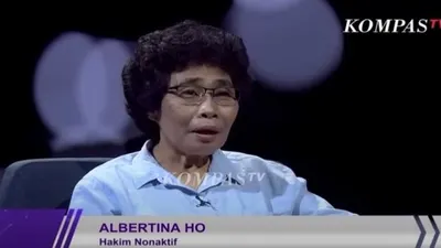 Hakim Nonaktif Albertina Ho 