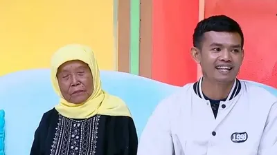 Sultan Akhyar Pamer Hasil Mandi Lumpur disaat Kemenkominfo Minta Konten Itu untuk Ditakedown