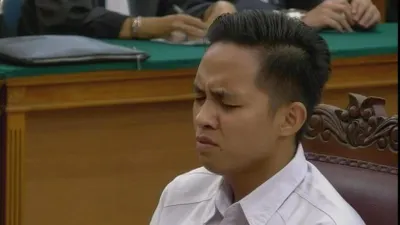 Bharada E alias Richard Eliezer saat menjalani sidang pembacaan tuntutan di PN Jaksel.