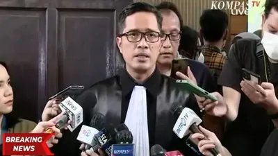 Febri Diansyah kuasa hukum Putri Candrawathi mengungkap kondisi kliennya pasca sidang tuntutan