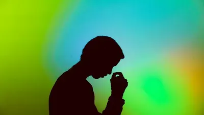 Hati-hati, Jangan Baca Bacaan Sholat Dengan Cara Ini! Bikin Berdosa, Berikut Penjelasannya