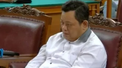 Terlibat Perencanaan! Detik-Detik JPU Baca Tuntutan Bikin Kuat Maruf Tertunduk Lesu, Berulang Kali Tarik Napas