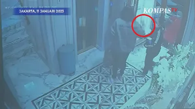 Putri Candrawathi seakan-akan mendadak 