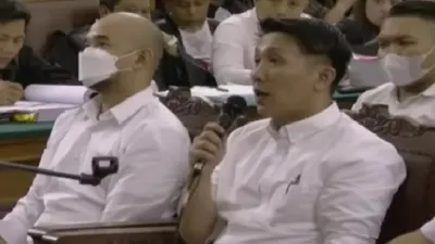Chuck Putranto Sebut Hendra Kurniawan Ungkap Chat Putri Candrawathi dan Yosua:  Ada Hubungan Apa Tidak?