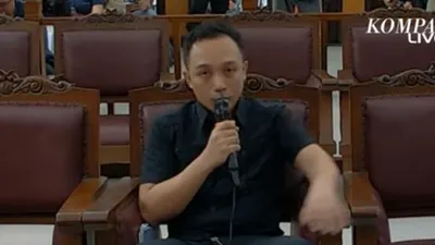 Hakim Beri Kode Ricky Rizal Bisa Bebas dari Kasus Pembunuhan Brigadir J? Asal Lakukan Syarat Ini