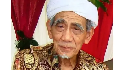Mbah Moen Ungkap 4 Perbuatan yang Mendatangkan Kerusakan, dari Serakah hingga Menganggur