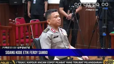 Tak Habis Akal! Tidak Terima Dipecat Ferdy Sambo Gugat Orang Nomor 1 di Indonesia