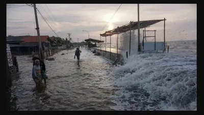 Waspada! 21 Wilayah Pesisir Di Indonesia Berpotensi Diterjang Banjir Rob, BMKG: Akibat Fenomena Bulan Baru