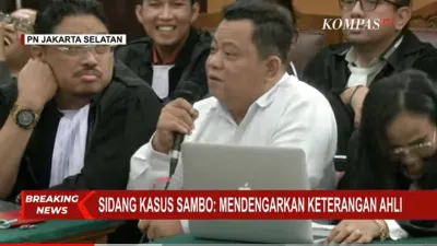 Kuat Ma'ruf kembali membuat suasana sidang menjadi riuh karena mengundang gelak tawa di persidangan saat dihadirkan Ahli Psikologi.