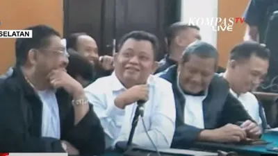 Lagi-Lagi Kuat Maruf Bikin Ngakak saat Tanggapi Hakim Soal Diputarnya CCTV Rumah Saguling: Terima Kasih Pak