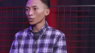 Kelvin Lumiu muncul ke publik dan memberikan pendapatnya atas kasus hukum yang tengah menimpa adiknya, Richard Eliezer.