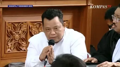 Emosi! Kuat Maruf Marah dan Tuduh Benny Ali Bohong: Ini Menyangkut Nasib Saya dan Masa Depan Keluarga Saya!