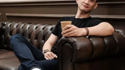 Heboh video asusila mirip Rezky Aditya