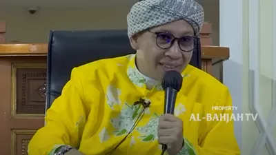 Sering Bicara Keburukan Orang Lain? Buya Yahya Beberkan 2 Amalan Penghapus Dosa Gibah Ajaran Nabi Muhammad SAW
