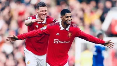 Dalam lanjutan Liga Inggris pekan ke-24 yang berlangsung pada Minggu, 19 Februari 2023 tadi malam, Manchester United berhasil melibas Leicester City dengan skor 3-0.