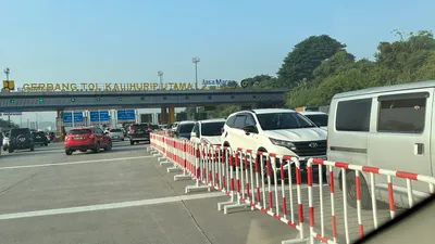 Tol Cipularang Macet