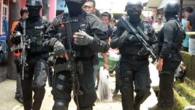 Densus 88 berhasil mengamankan terduga teroris di Banyuwangi, Tulungagung hingga Bima, NTT.