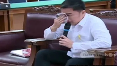 Arif Rachman Emosional Hingga Berderai Air Mata di Sidang Pembunuhan Brigadir J karena Ucapan Hakim Ini