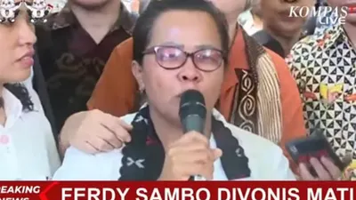 Merinding! Rosti Simanjuntak Ungkap Sosok Brigadir J Hadir dan Lihat Langsung Sidang Vonis Ferdy Sambo 