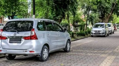 Ilustrasi, terdapat 11 titik lokasi parkir di DKI Jakarta di mana mobil yang tidak lulus uji emisi dikenakan tarif tertinggi sebesar Rp7.500 per jam.