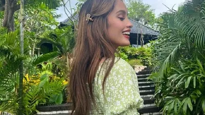 Ditanya Soal &lsquo;Belum Menikah&rsquo;, Cinta Laura Berikan Jawaban dengan Anggun dan Smart