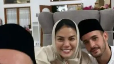 Mantap Mempersunting Nikita Mirzani, Antonio Dedola Resmi Menjadi Seorang Mualaf dan Disunat