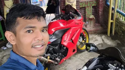 Sultan Akhyar pamer motor sport hasil dari ngemis online