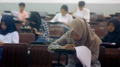 Usai menentukan jurusan kuliah, mengatur strategi serta mengisi proses selama masa kuliah merupakan persoalan lain yang harus disiasati.