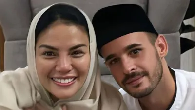 Nikita Mirzani mantap ingin segera melepas masa lajangnya dan menikah dengan Antonio Dedola, yang rela lakukan banyak hal.
