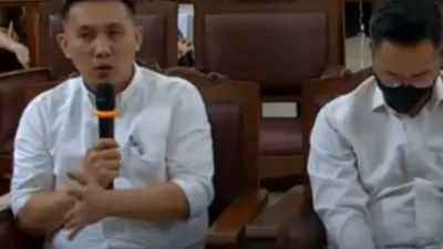 Chuck Putranto  berani bertanya langsung pada Ferdy Sambo tentang hal ini