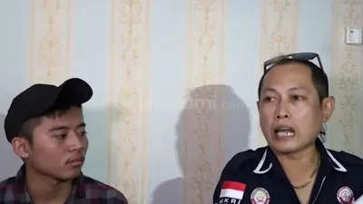 Rozy Zay dengan pengacaranya Jumadi, siap laporkan Norma Risma ke polisi