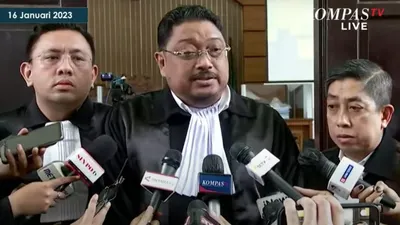 Kuat Maruf Dituntut JPU 8 Tahun Penjara, Pengacara Ungkap Kelemahan Kliennya Dibanding Ricky Rizal