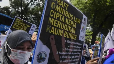 Perppu Cipta Kerja Hapus Cuti Panjang dan Libur Hanya 1 Hari Dalam Sepekan&nbsp;