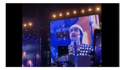 Momen Haru Duta Melihat Antusias Penonton Saat Konser Sheila On 7 Bertajuk Tunggu Aku di Jakarta!