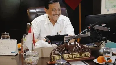 Luhut Binsar Pandjaitan beri sentilan kepada KPK perihal operasi tangkap tangan (OTT), Novel Baswedan beri tanggapan.