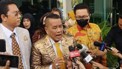 Keras! Permohonan Duplik Hotman Paris atas Kasus Teddy Minahasa Ditolak Mentah-mentah Hakim Karena Hal Ini
