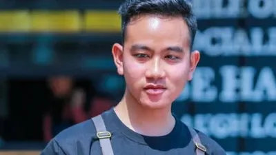 Dengan teka-teki, Gibran Rakabuming membocorkan rahasia skincare yang digunakan keluarga Presiden Joko Widodo.