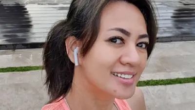 Artis Yeyen Lidya.
