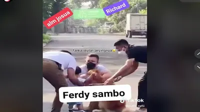 Harmonis, Beredar Video Ferdy Sambo Ajak Arka Jalan-jalan Ditemani Richard Eliezer dan Yosua  AYOJAKARTA.COM - Beredar sebuah video di TikTok yang menampilkan keharmonisan hubungan Ferdy Sambo, Richard Eliezer dan Brigadir Yosua.  Video tersebut direkam sebelum peristiwa penembakan Yosua oleh Ferdy 