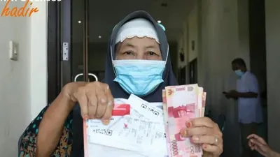 Simak daftar Bansos yang bakal cari 2023 mendatang.
