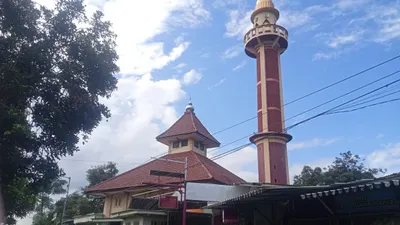 Ilustrasi. Hukum dan syarat menjadi khatib salat Jumat usai heboh isu Ponpes Al Zaytun Indramayu jadikan perempuan sebagai khatib.