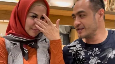 Ferry Irawan dan istrinya, Venna Melinda.