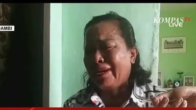 Rosti Simanjutak, ibunda mendiang Brigadir Yosua ungkap harapan pada hakim
