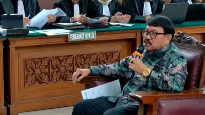 Ferdy Sambo Full Senyum! Usai Saksi Ahli Sebut Pasal 340 Pembunuhan Berencana Brigadir J Tak Terpenuhi 