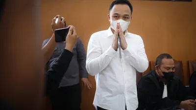 Ricky Rizal atau Bripka RR