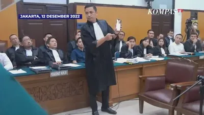 Terbongkar! Ronny Talapessy Beberkan Bukti Foto yang Bikin Putri Candrawati Ketar Ketir di Persidangan