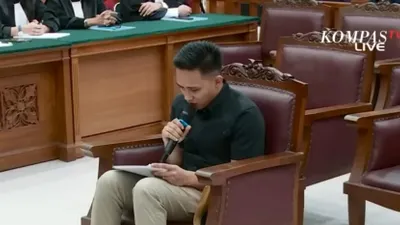 Sedih! Buntut Turuti Perintah Sambo, Sang Ayah Dipecat dari Pekerjaannya, Bharada E: Pa, Maafkan Saya&hellip;..