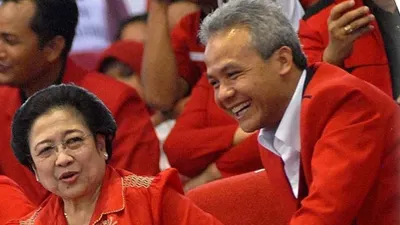 Megawati Diusung Jadi Capres dari PDIP, Ganjar Nangis di Pojokan, Begini Faktanya